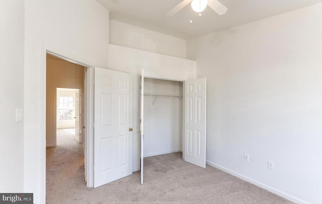 5553 Hobsons Choice Loop