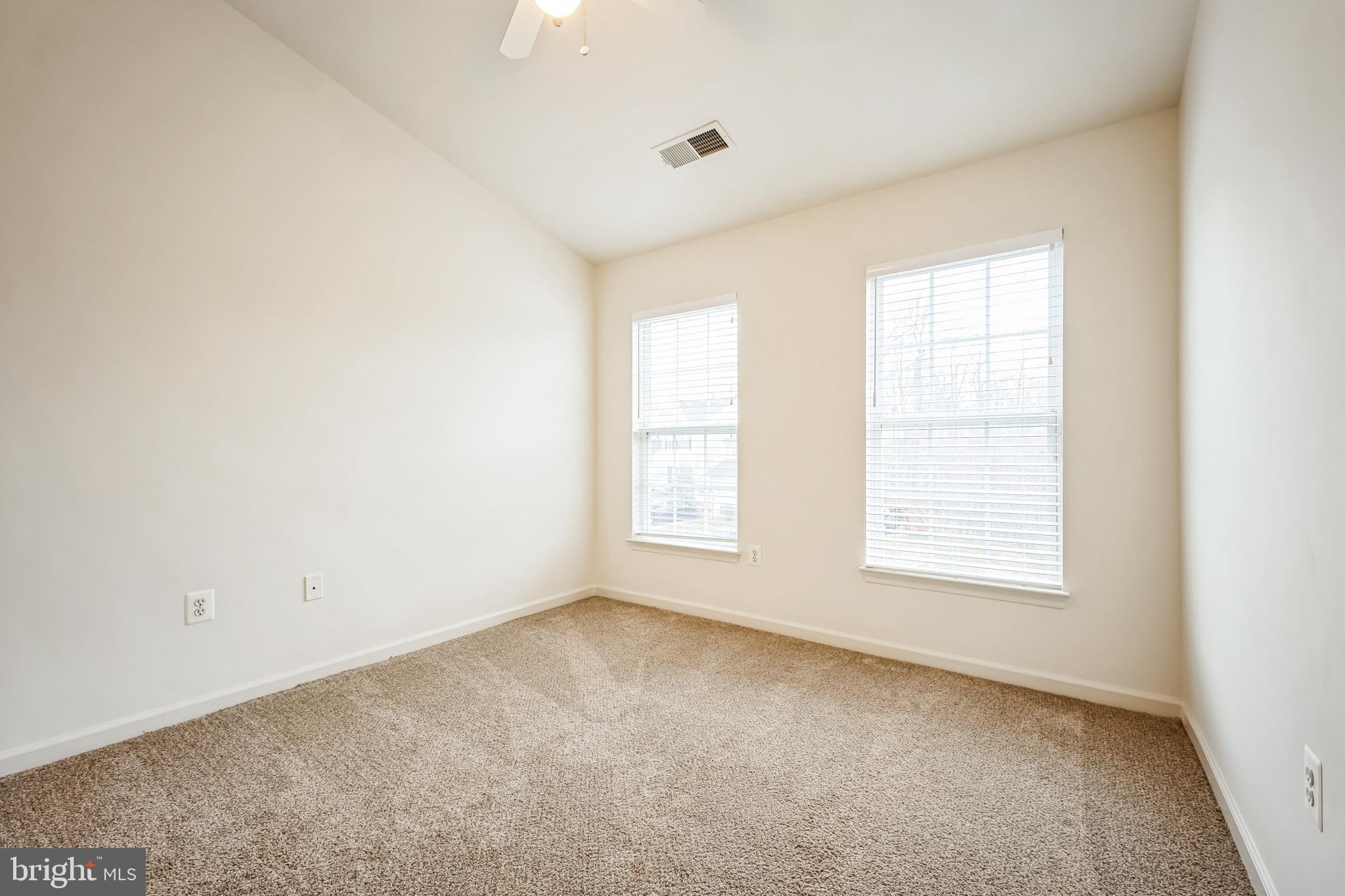 5553 Hobsons Choice Loop