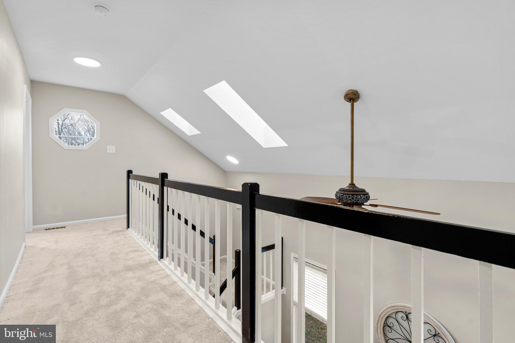 15262 Larkspur Ln