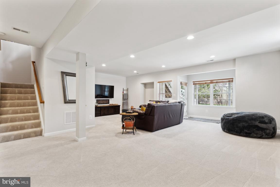 5636 Wheelwright Way