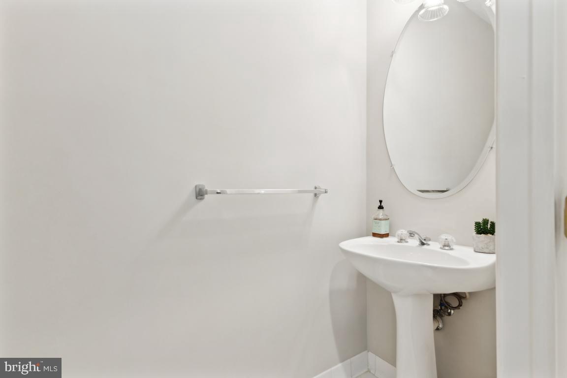 5636 Wheelwright Way