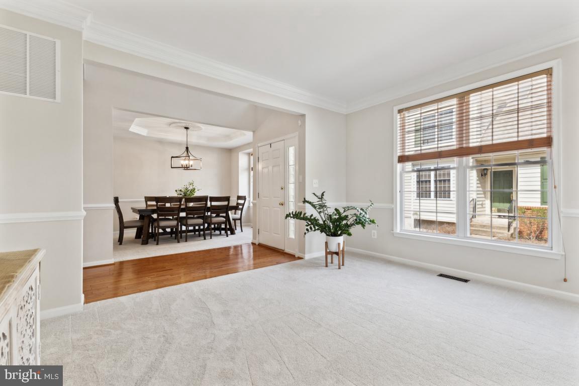 5636 Wheelwright Way