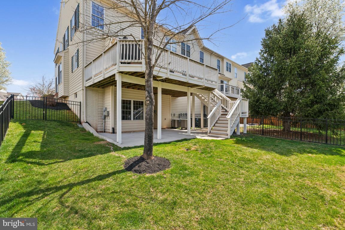 5636 Wheelwright Way