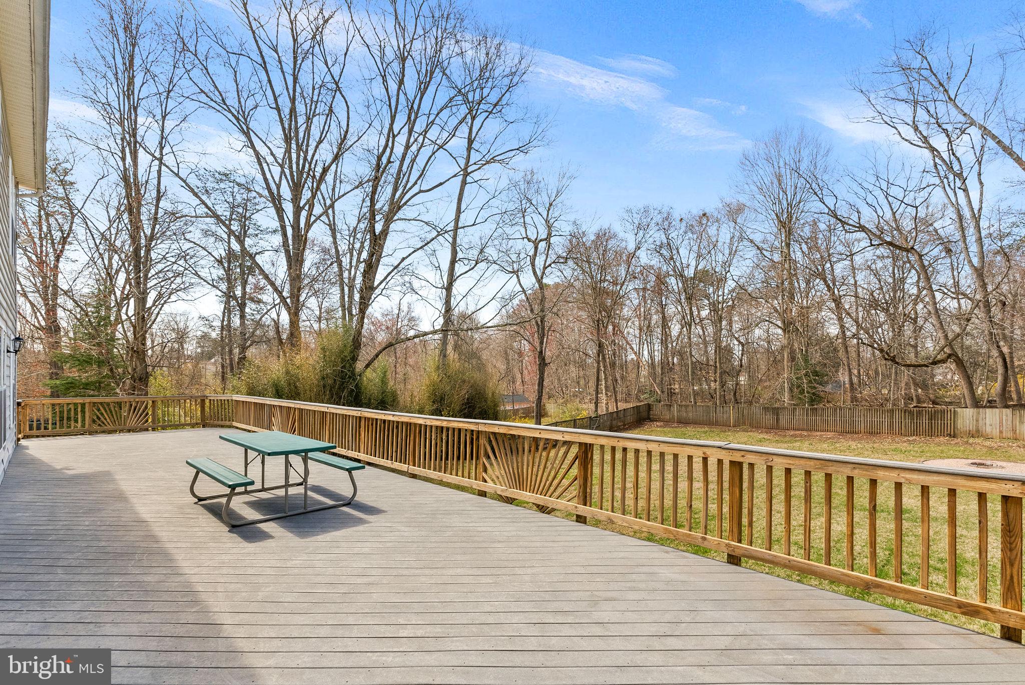 7408 Lake Dr