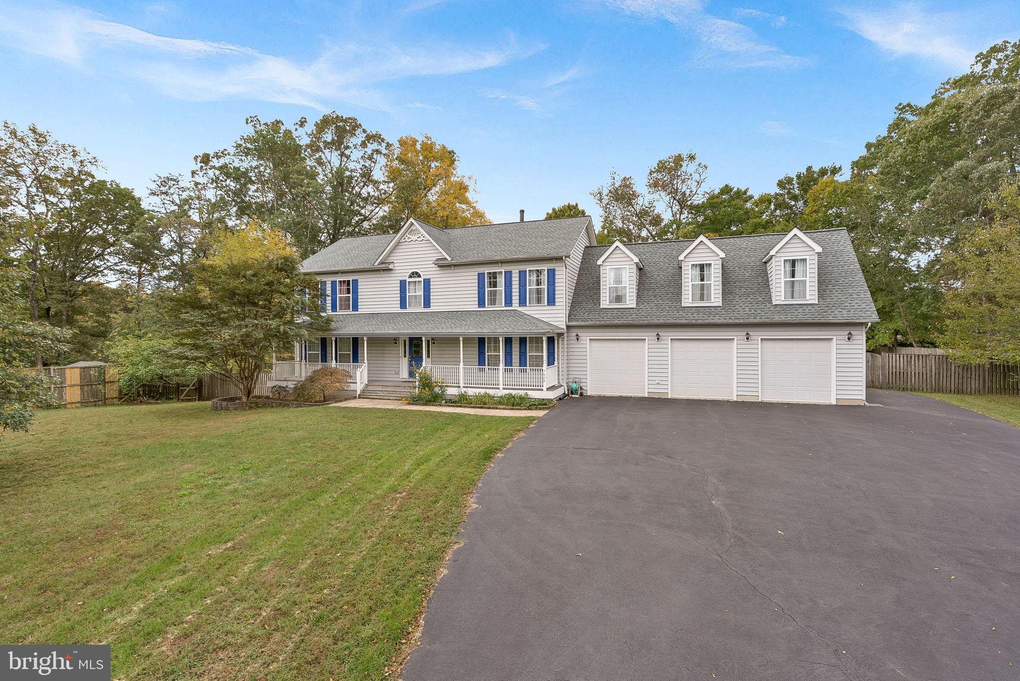 7408 Lake Dr