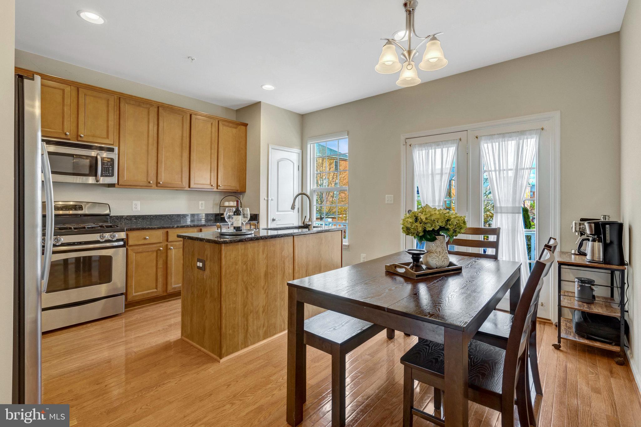 15425 Rosemont Manor Dr