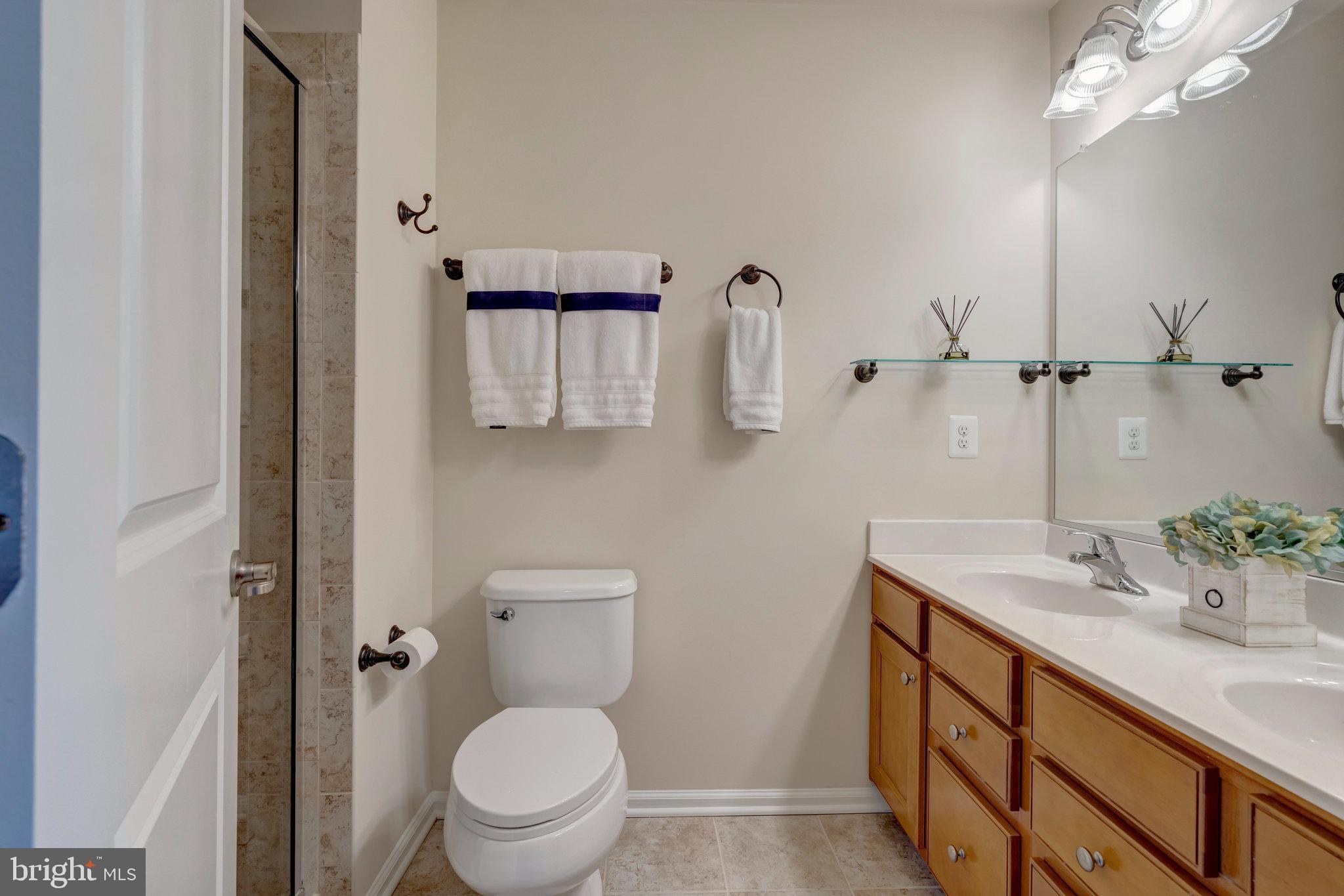 15425 Rosemont Manor Dr