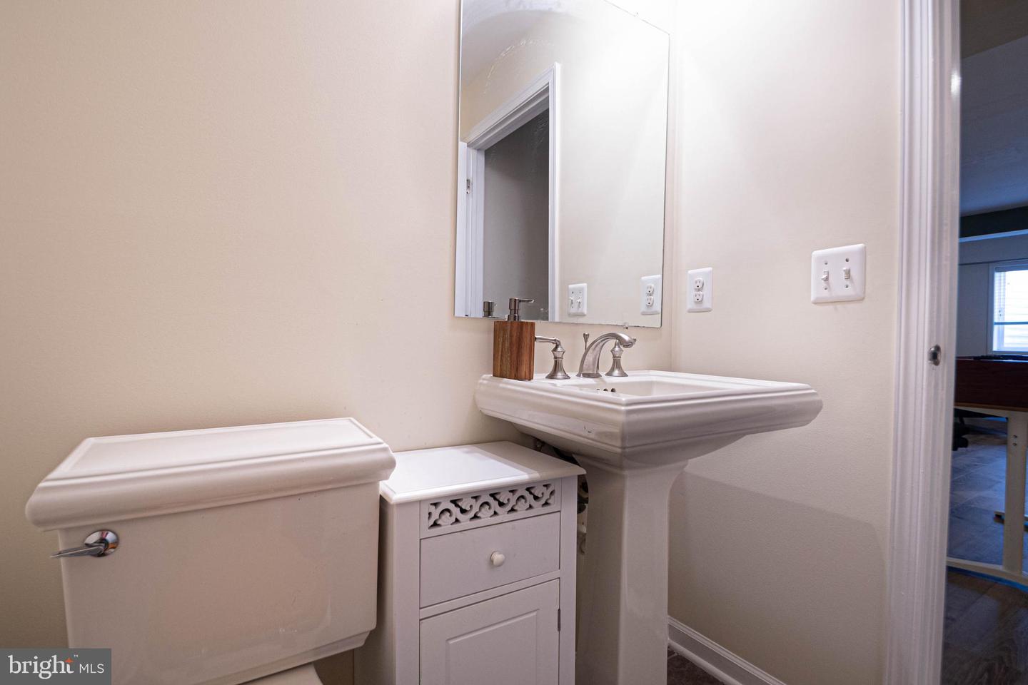 15446 Painters Cove Way