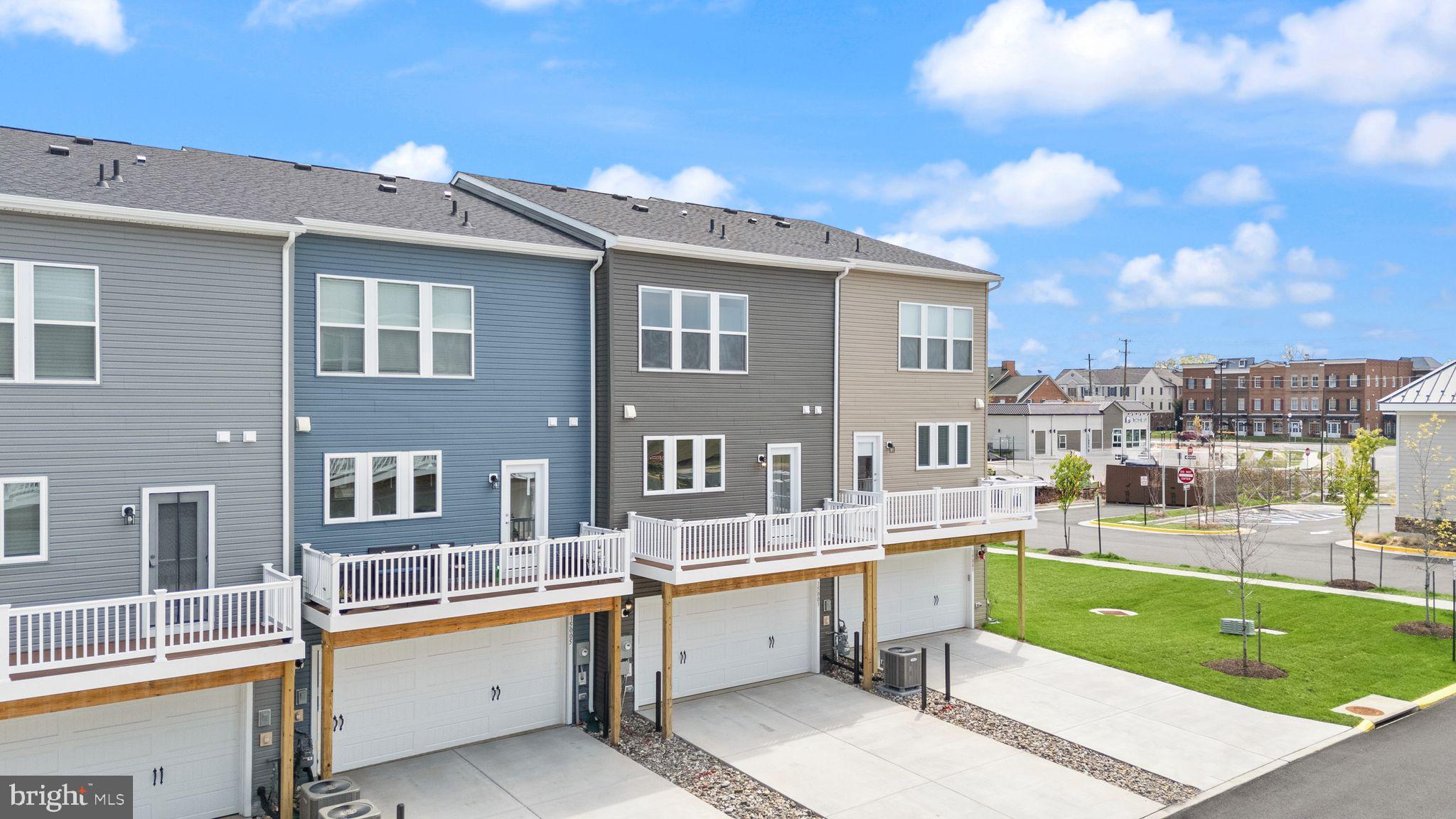 15003 JAXTON SQUARE LN