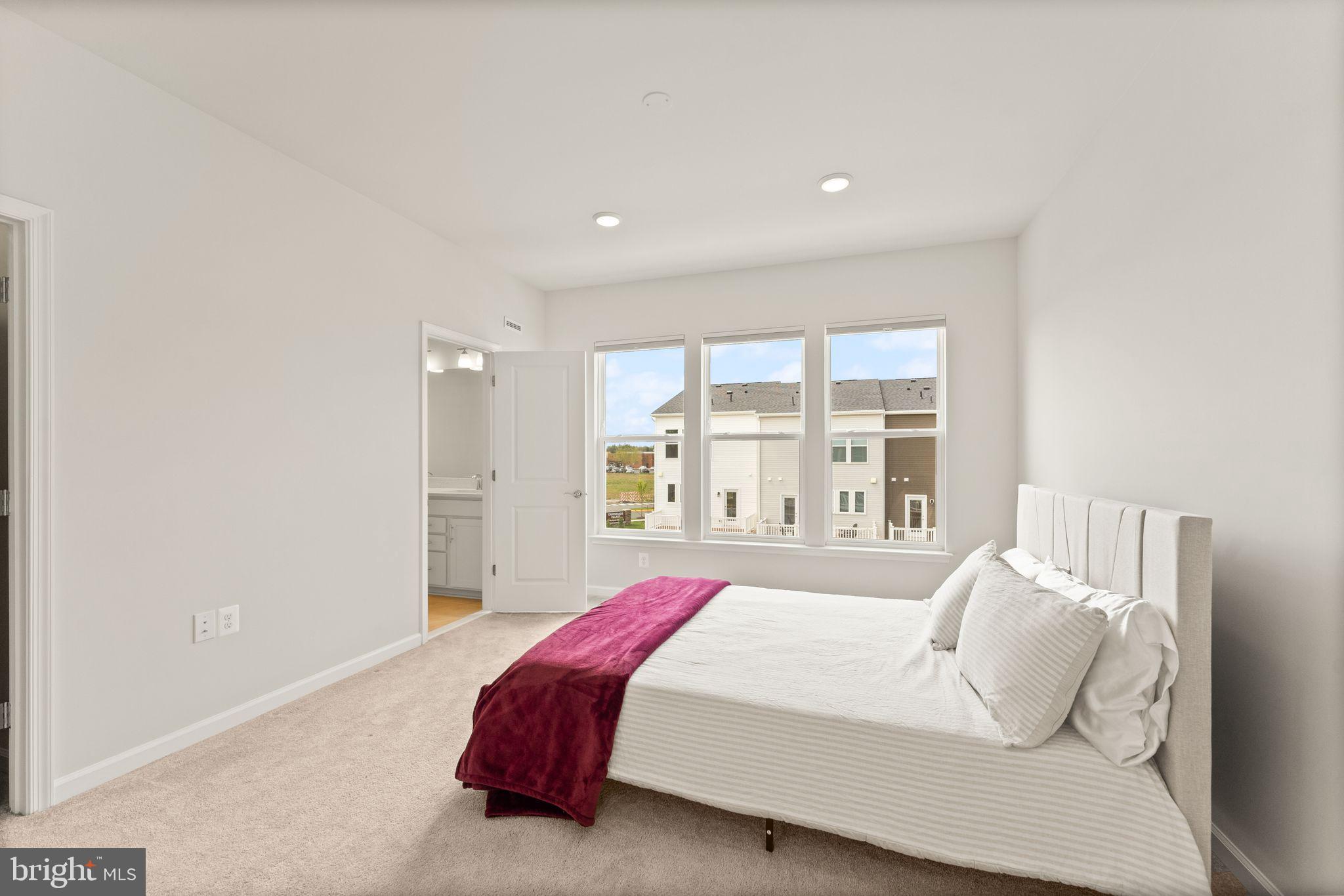 15003 JAXTON SQUARE LN