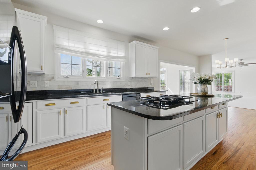 8040 Tysons Oaks Ct