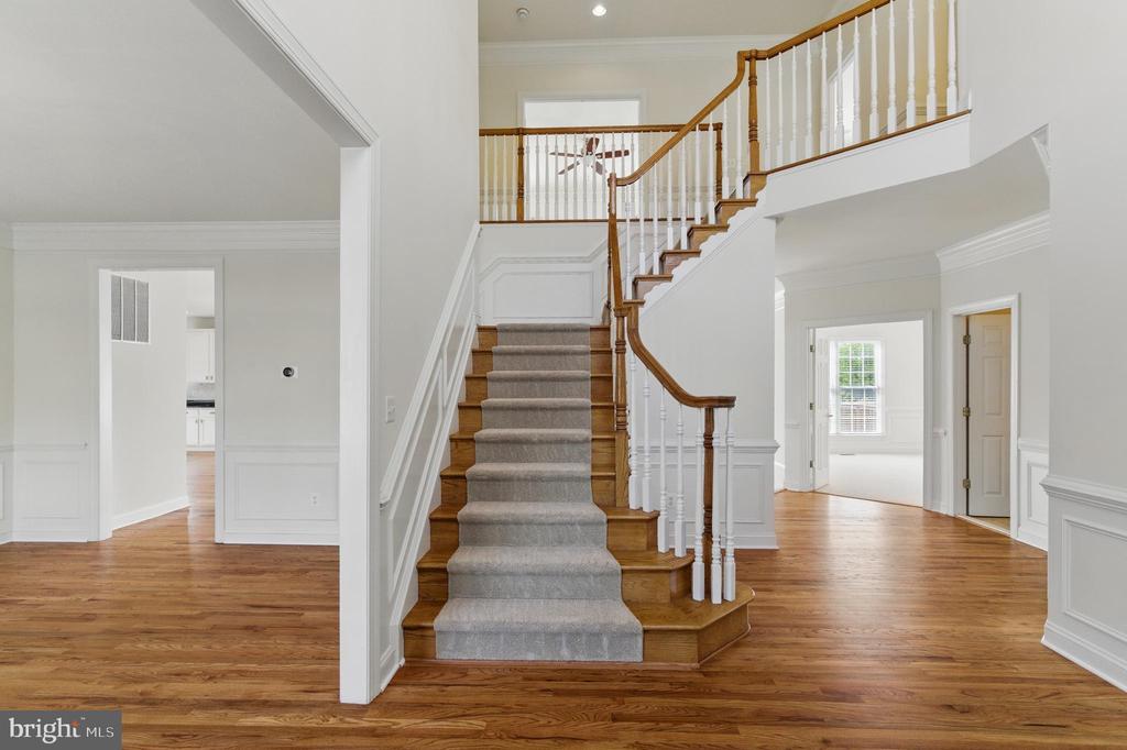 8040 Tysons Oaks Ct
