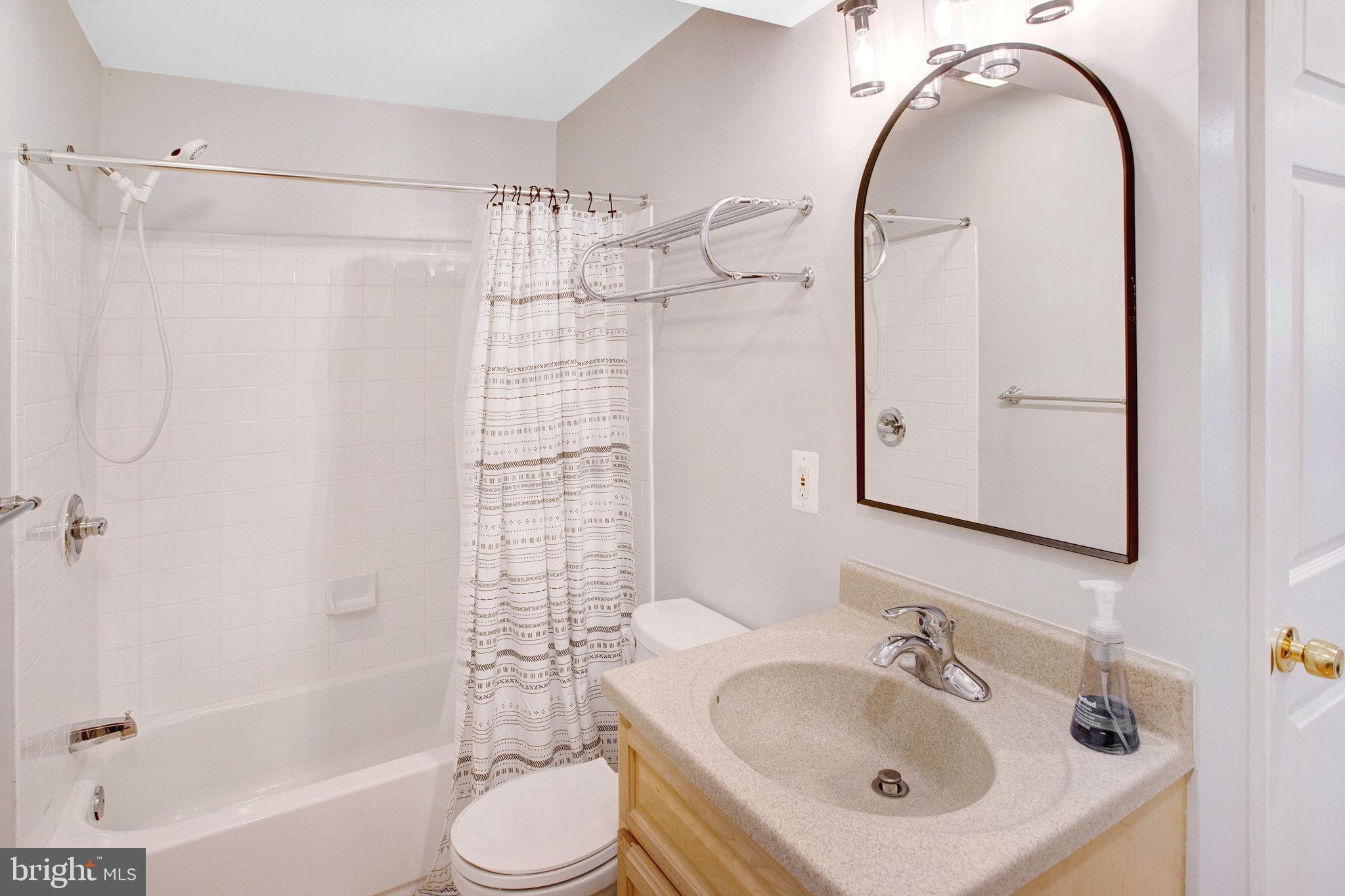 10375 Navarone Pl