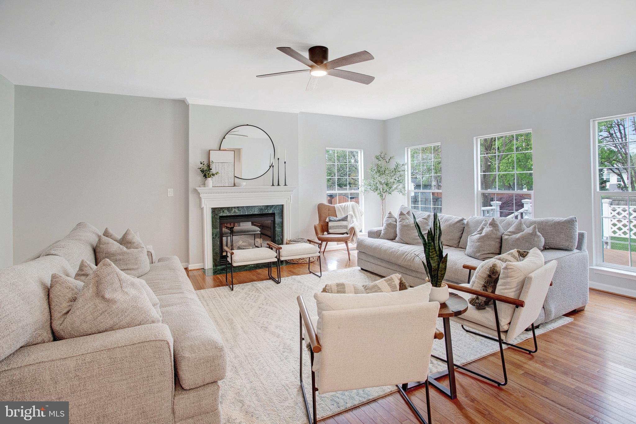 10375 Navarone Pl