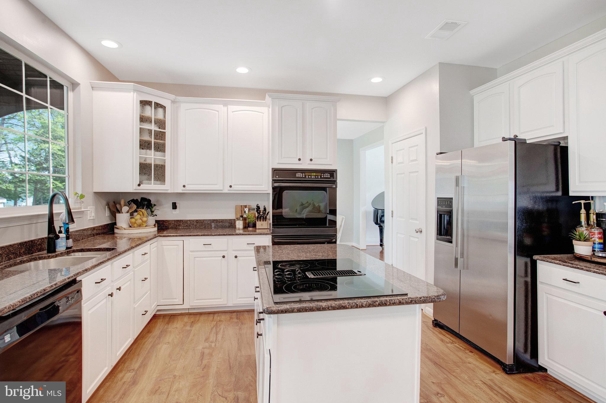 10375 Navarone Pl