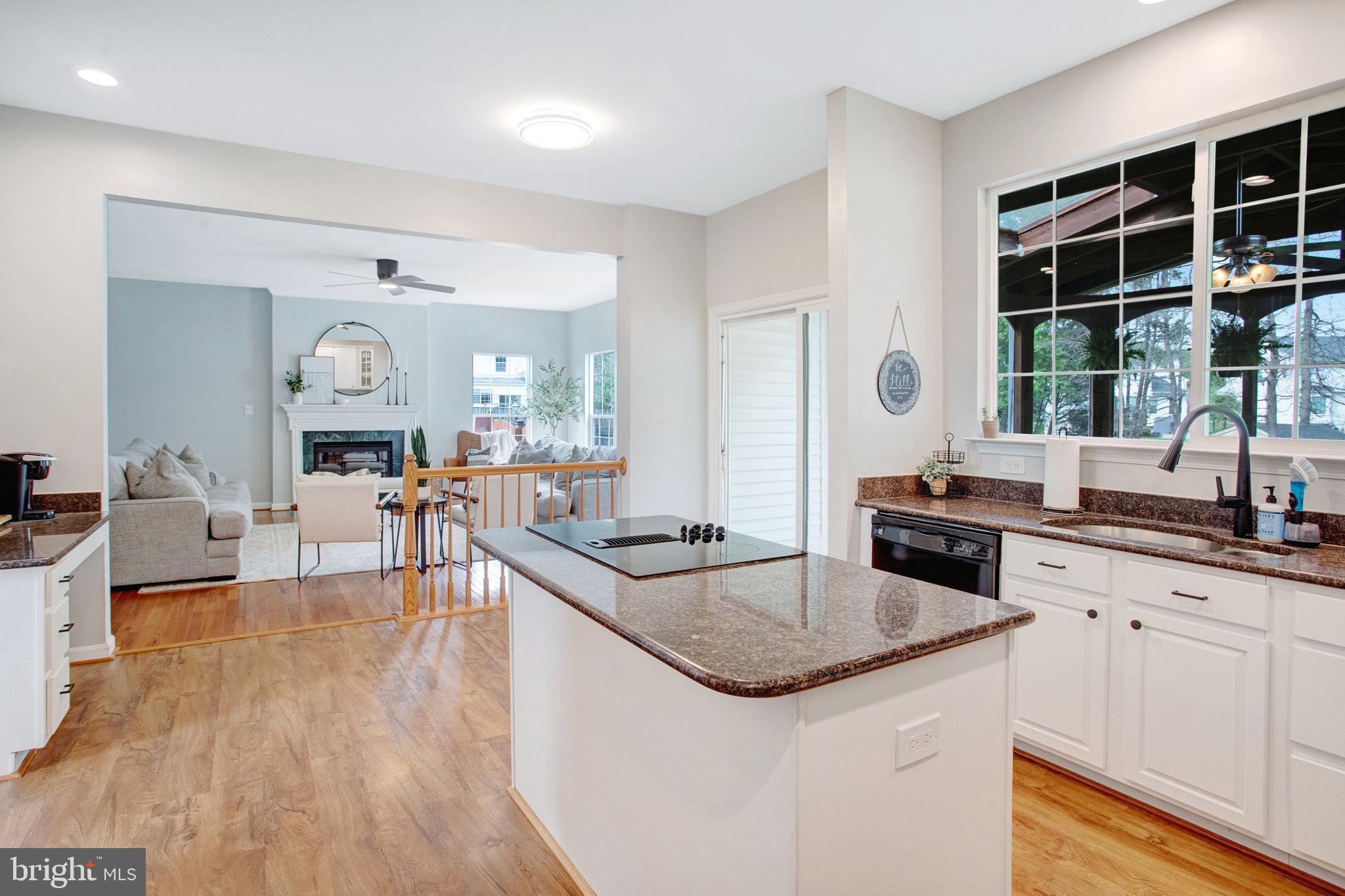 10375 Navarone Pl