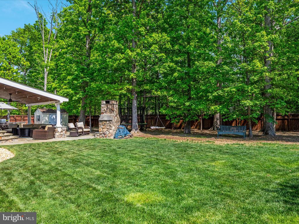 14475 Bluff Point Ct
