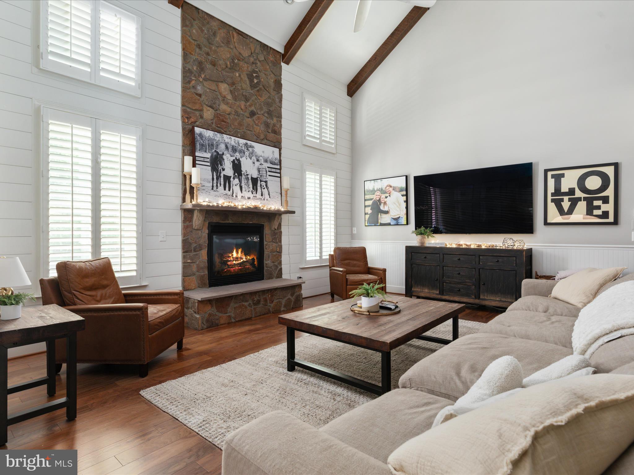 14475 Bluff Point Ct