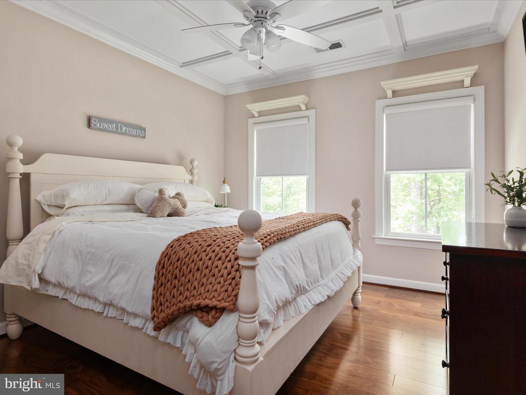 14475 Bluff Point Ct