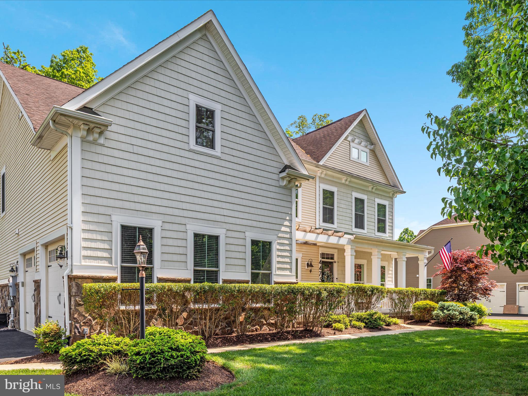 14475 Bluff Point Ct