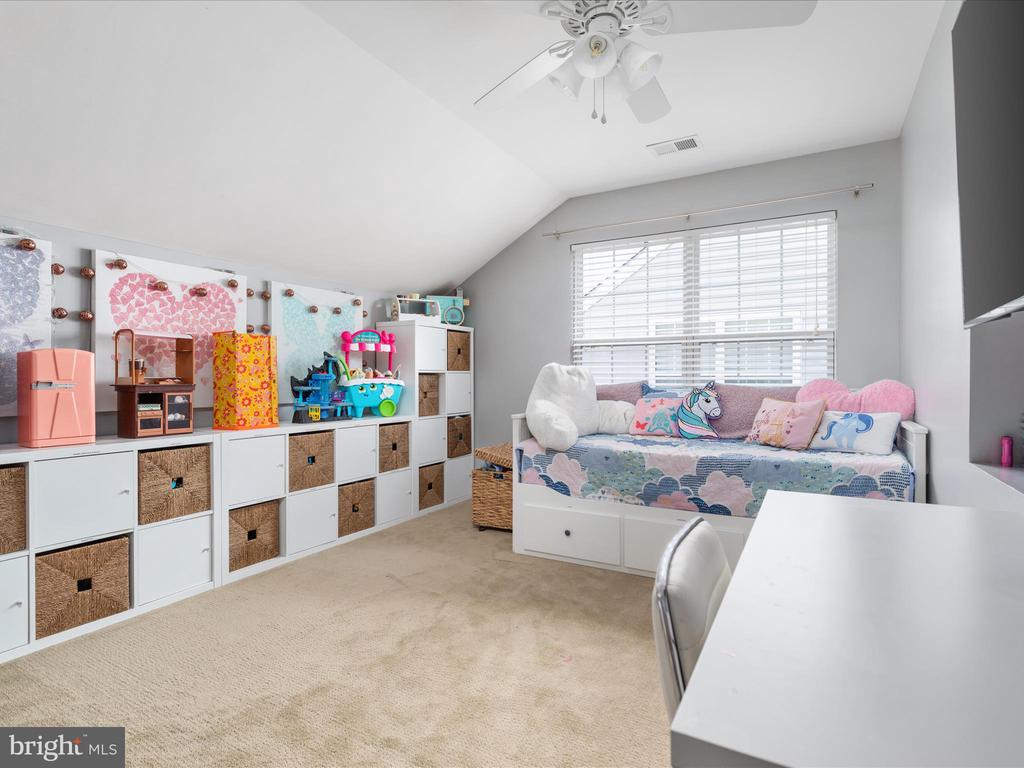 8705 Lords View Loop