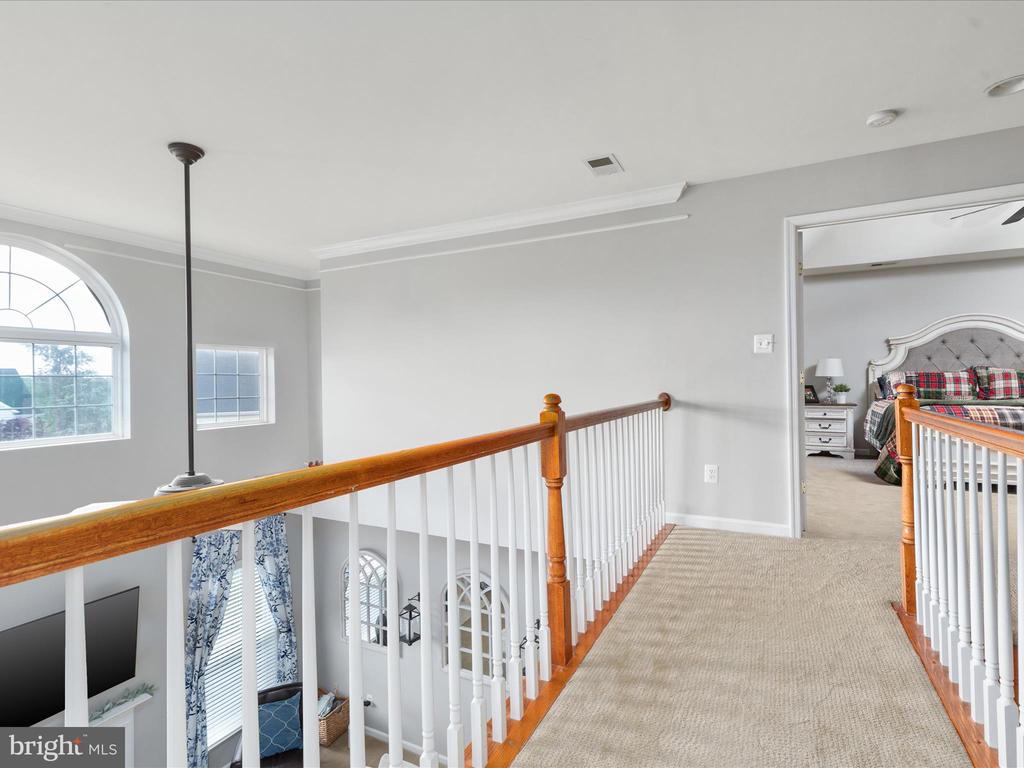 8705 Lords View Loop