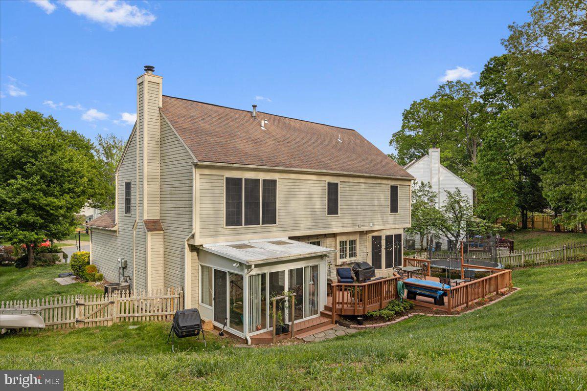 3565 Hummock Pl