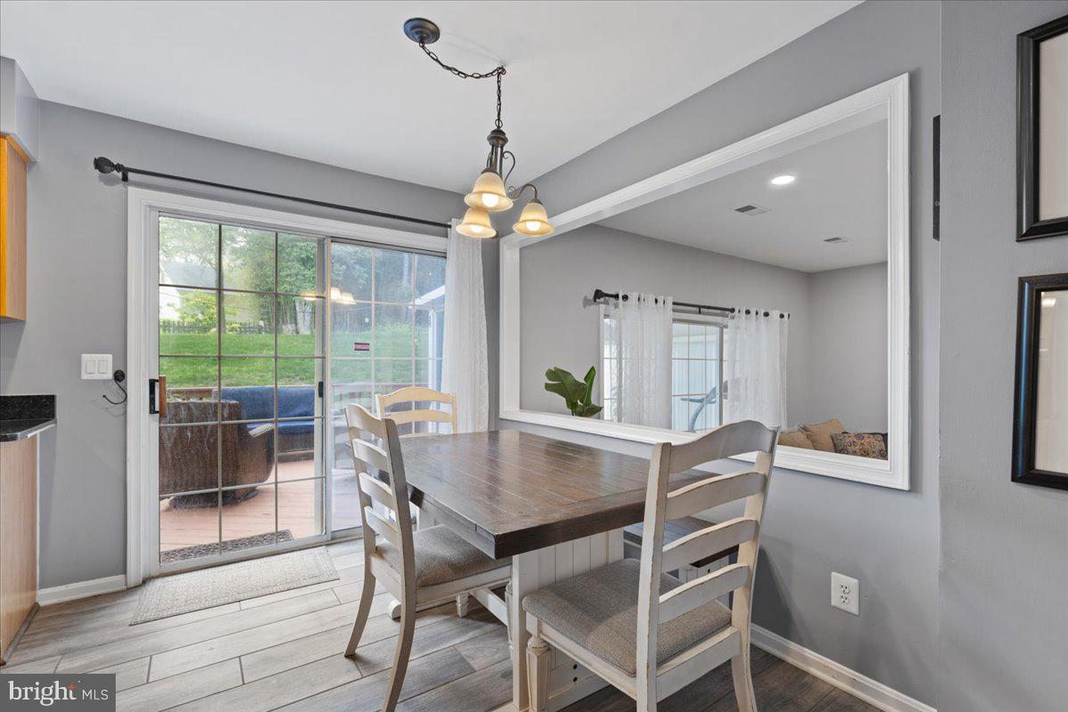 3565 Hummock Pl