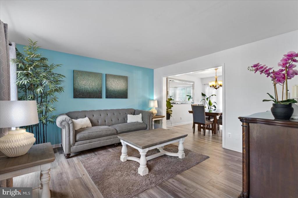 3565 Hummock Pl