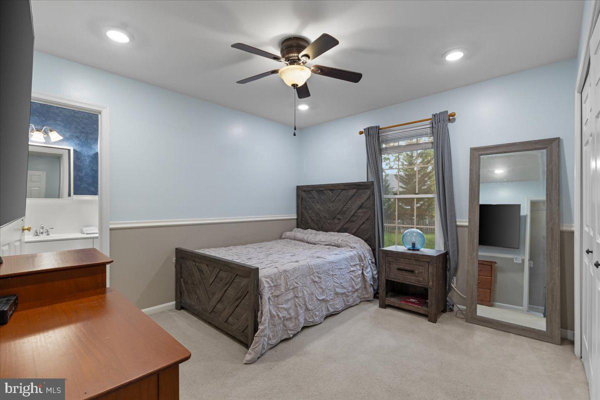 3565 Hummock Pl