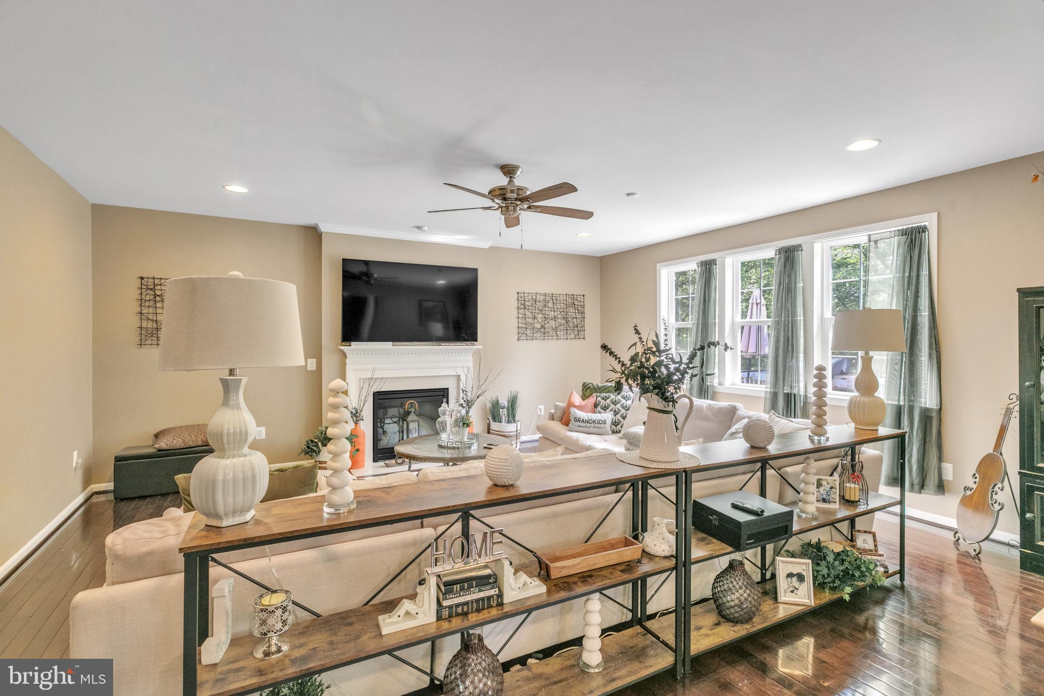 16331 Boatswain Cir