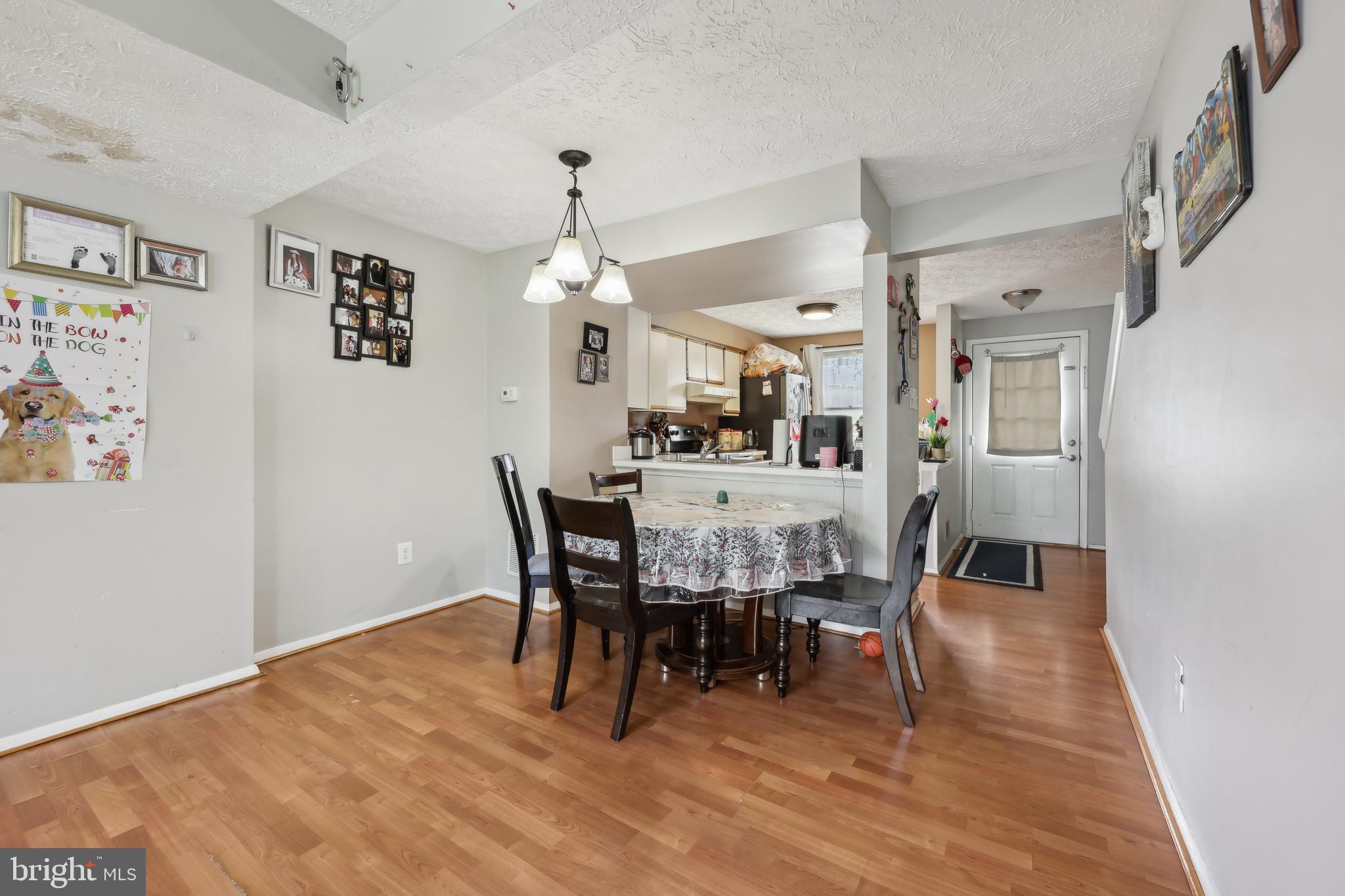 1660 Thenia Pl