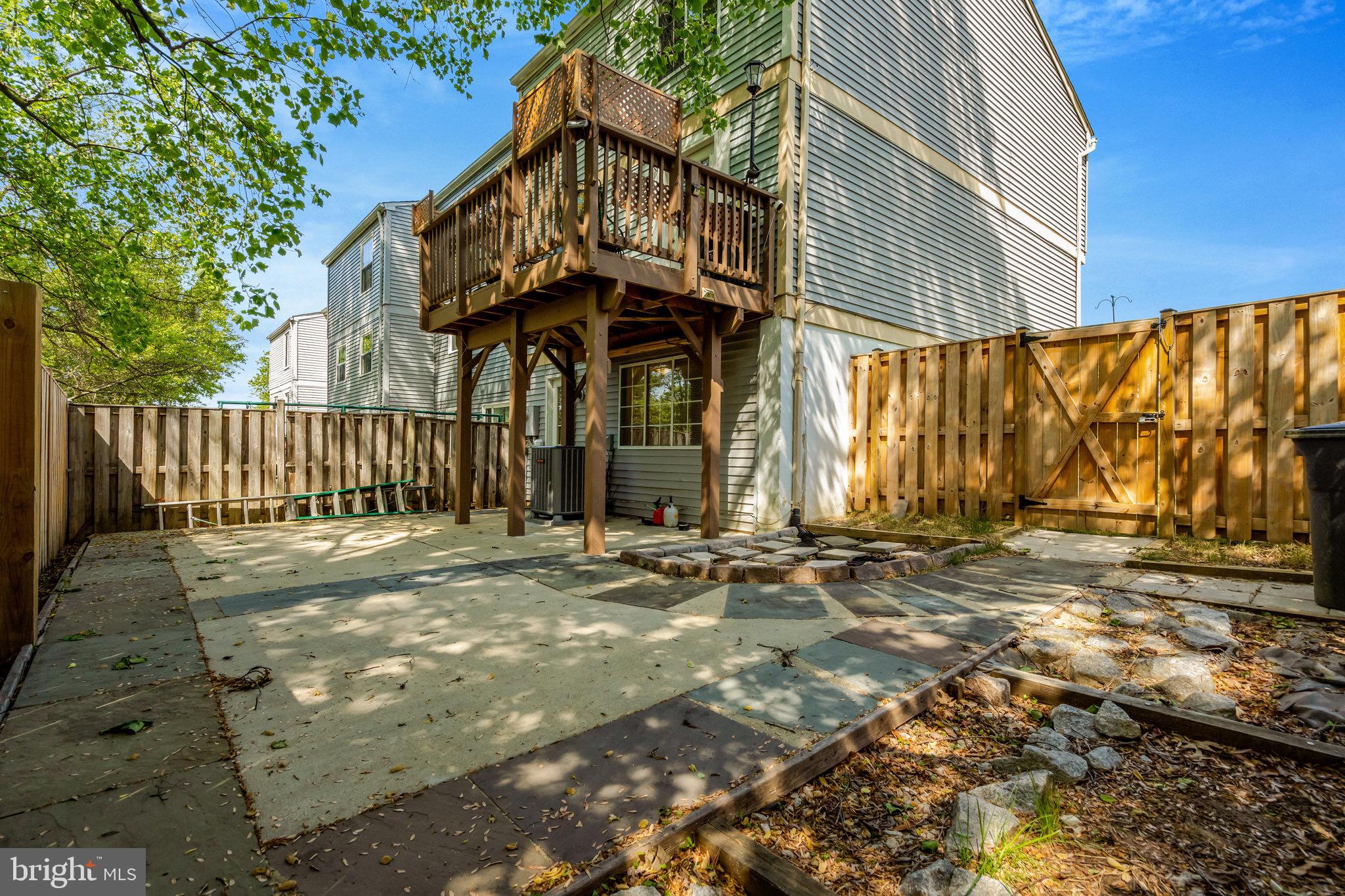 3525 Belfry Ln