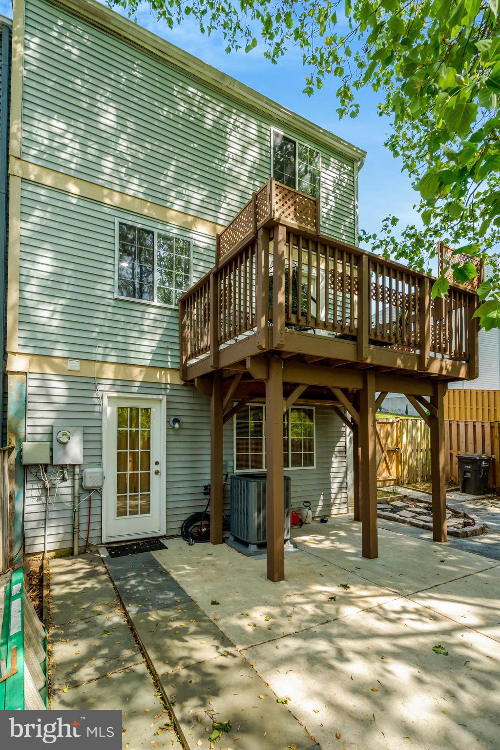 3525 Belfry Ln