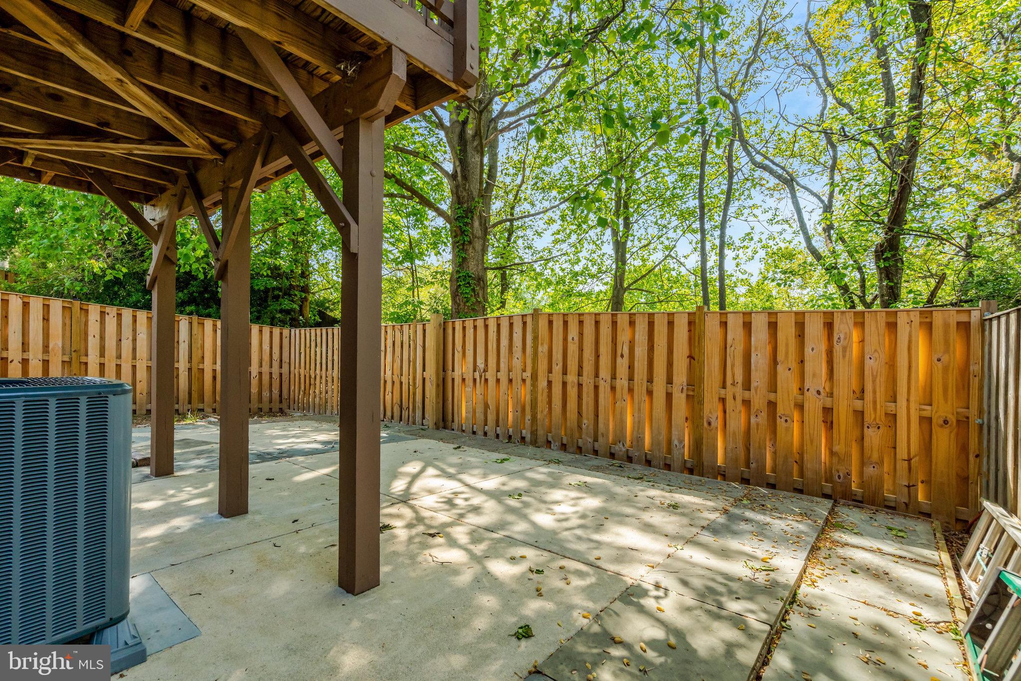 3525 Belfry Ln