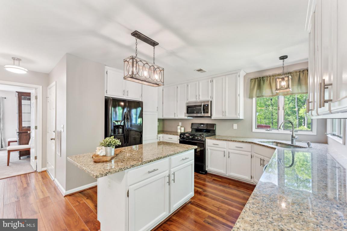 13213 Windy Leaf Ct