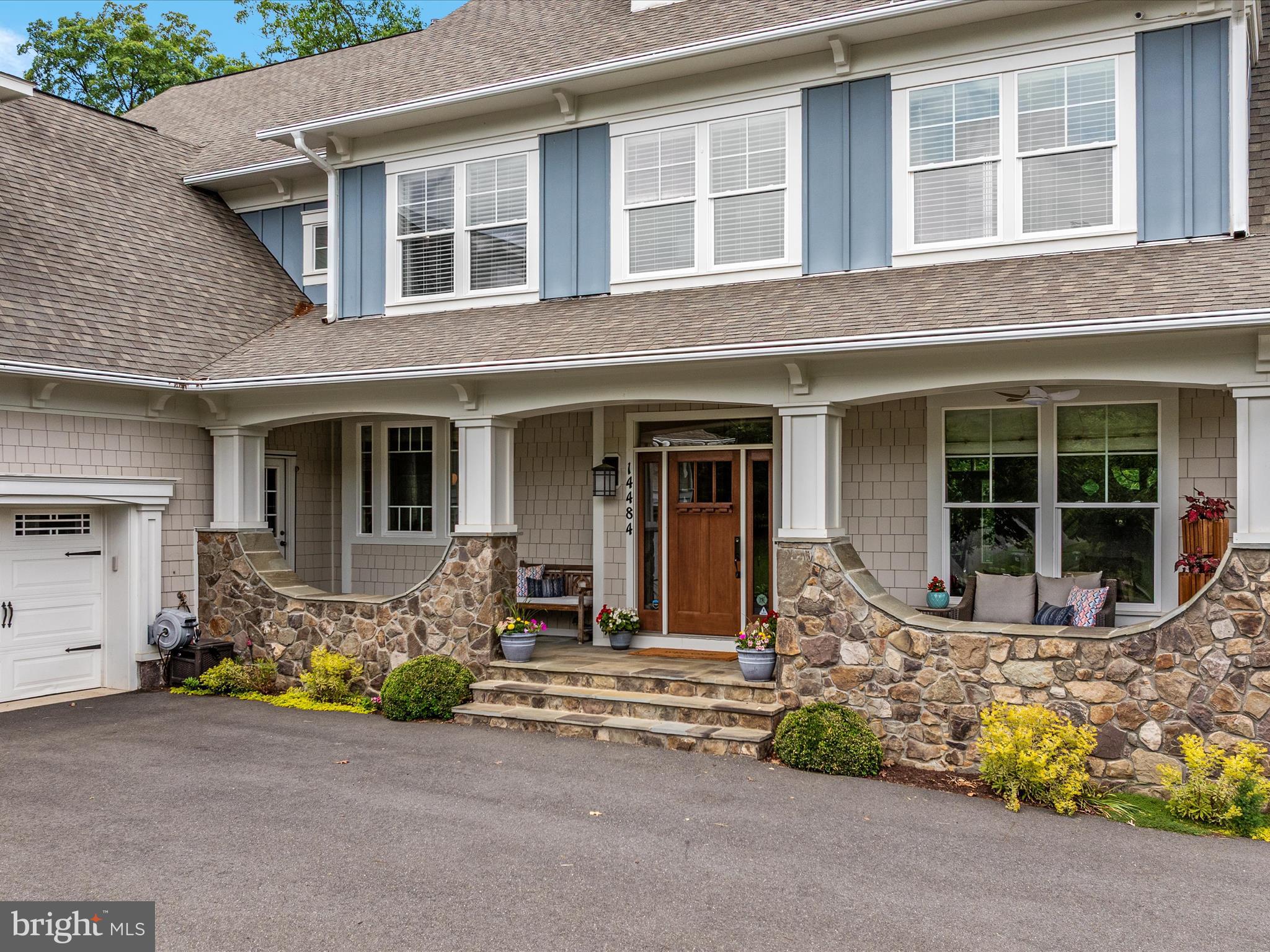 14484 Bluff Point Ct