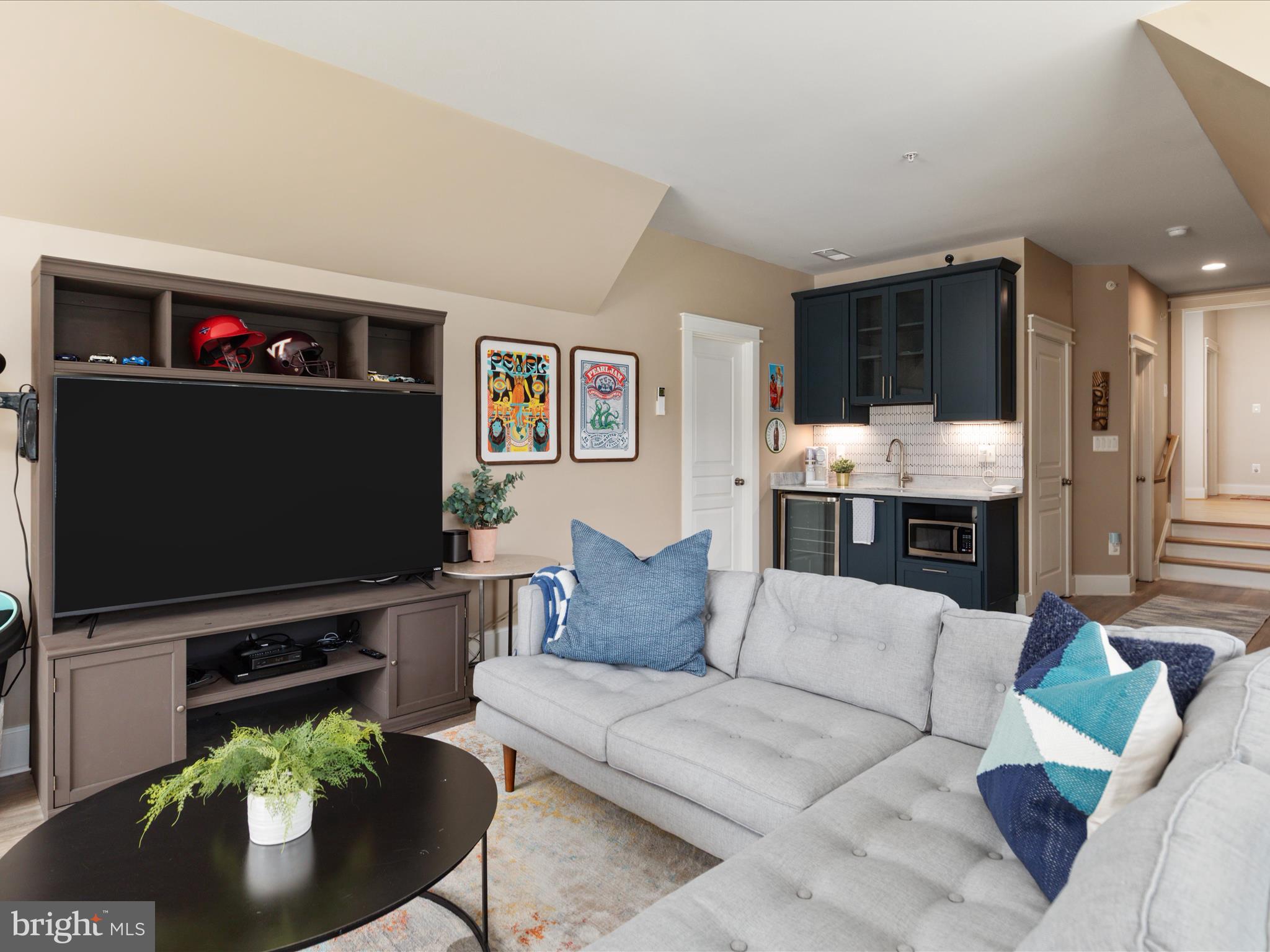 14484 Bluff Point Ct