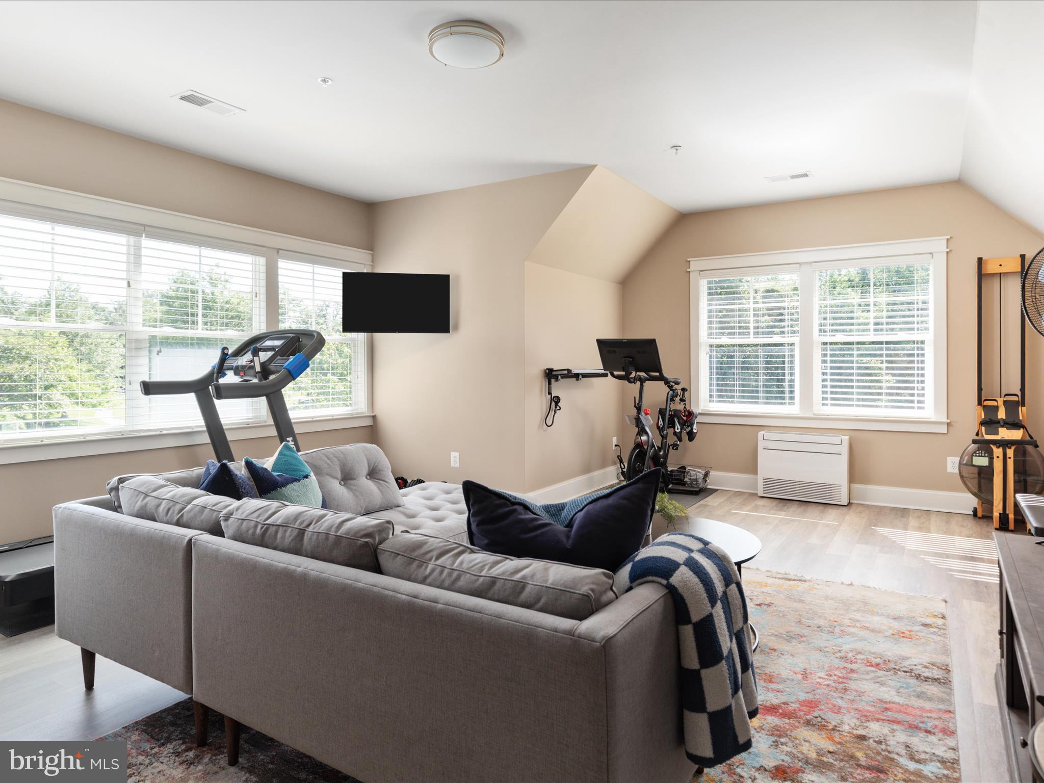 14484 Bluff Point Ct