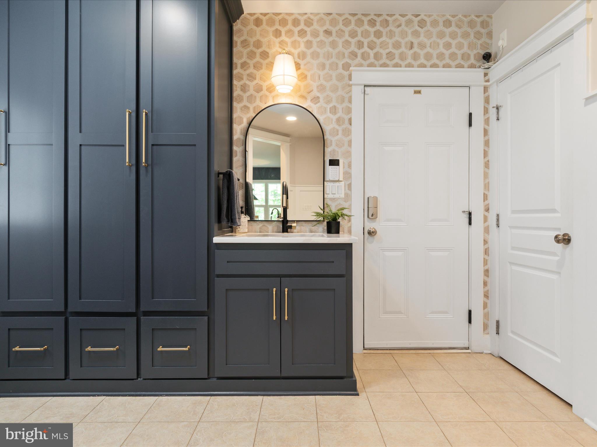 14484 Bluff Point Ct