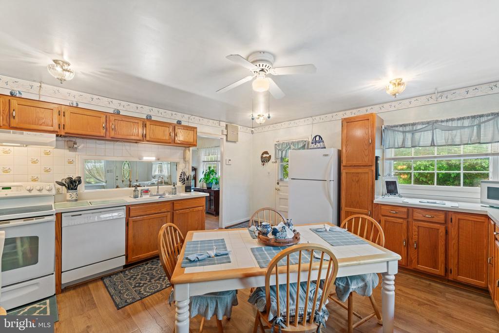 1517 Margaret St