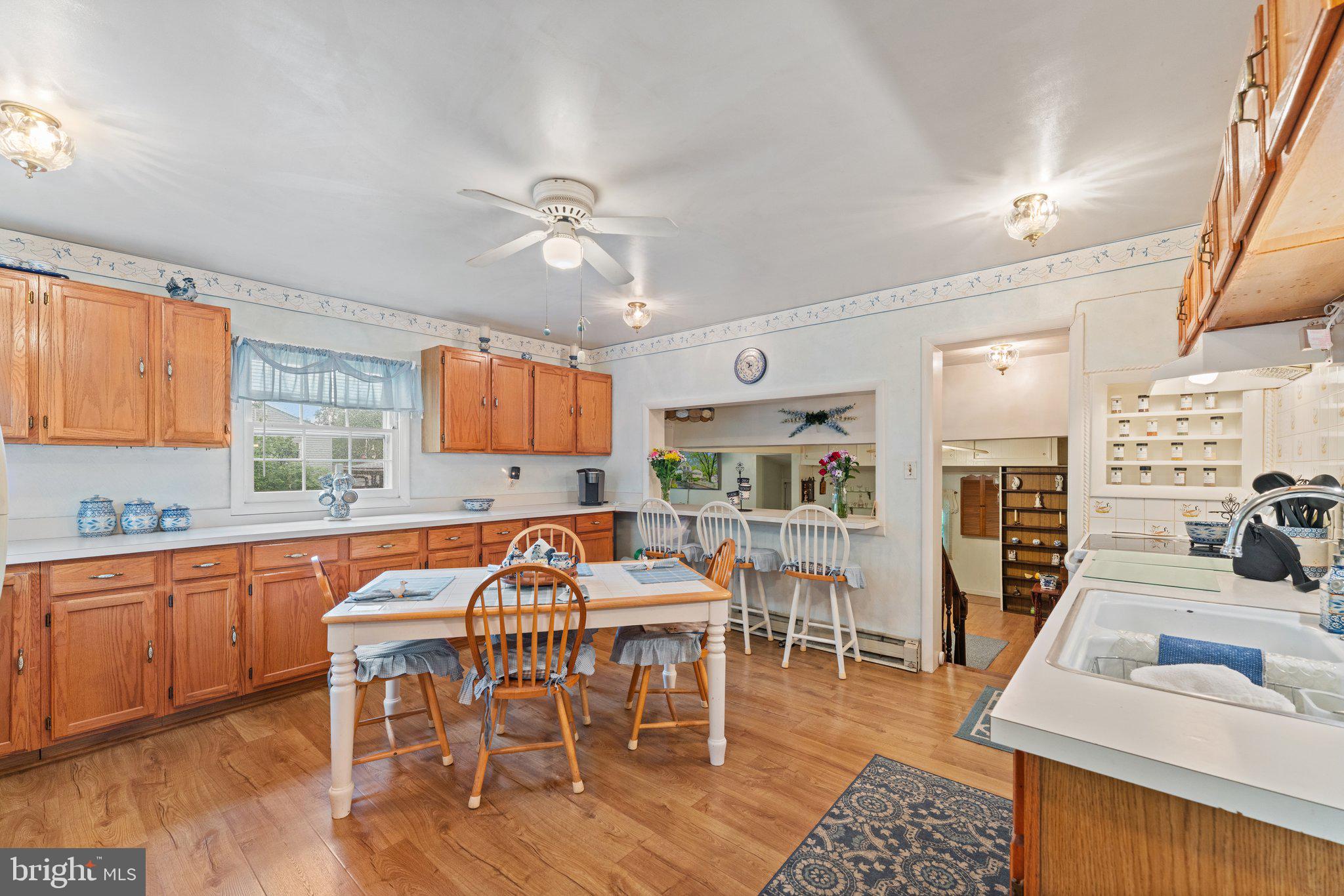 1517 Margaret St