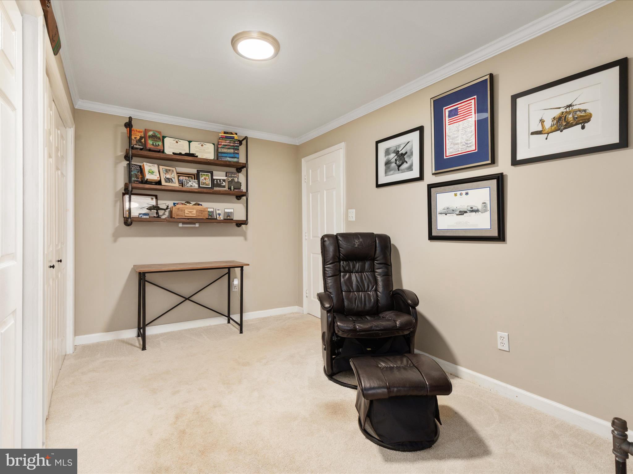 4002 Latham