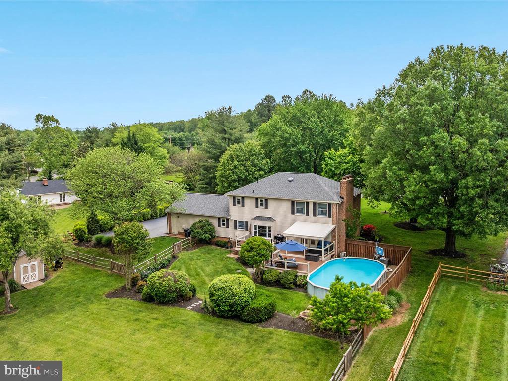 4002 Latham