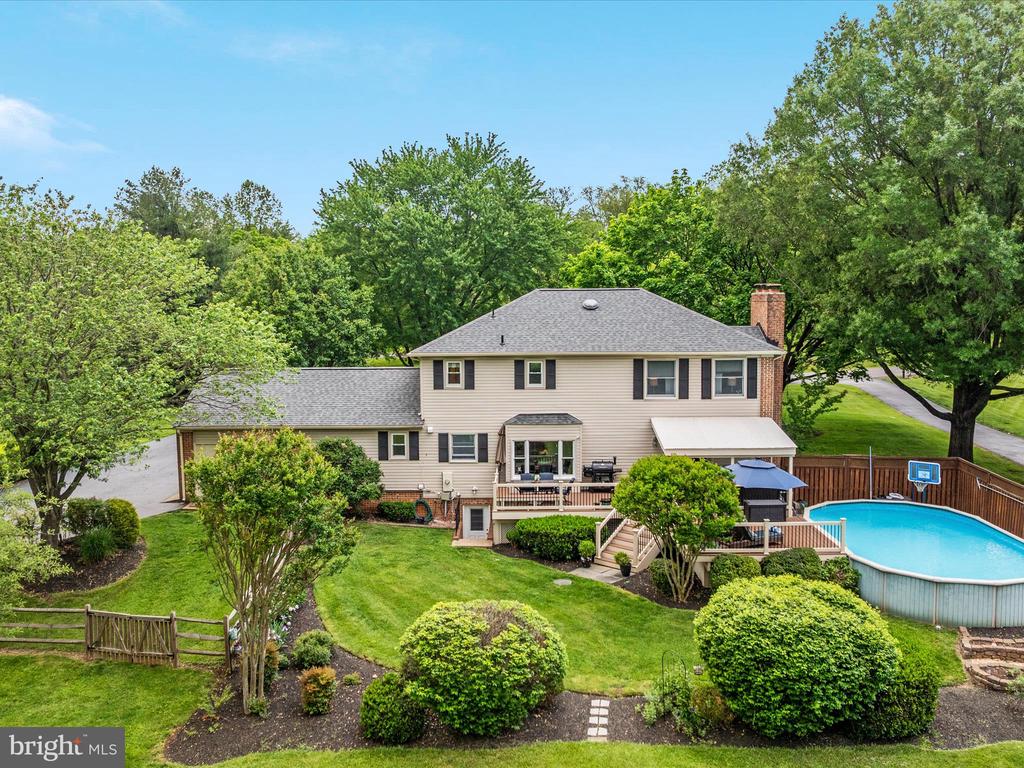 4002 Latham