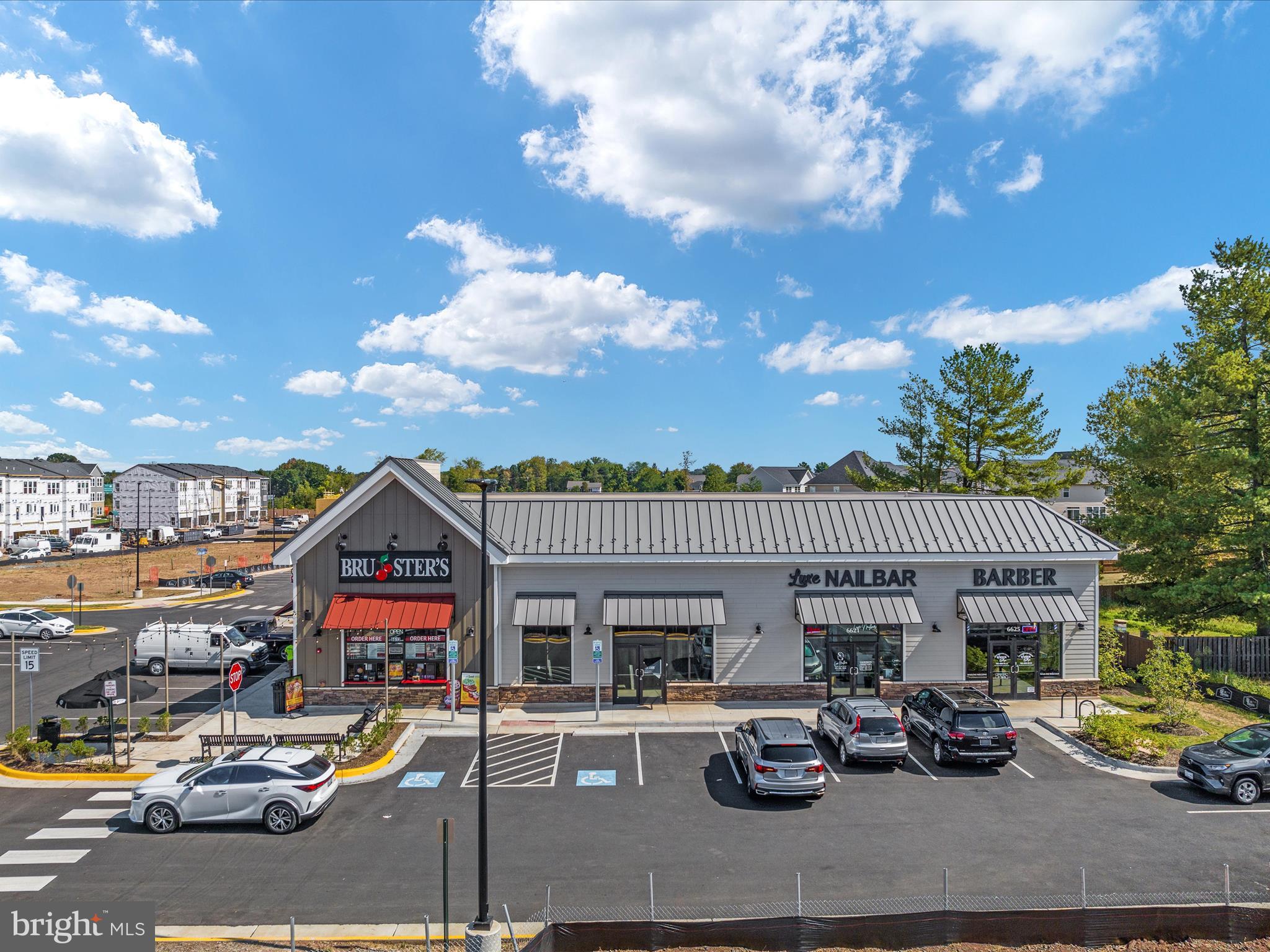 4002 Latham