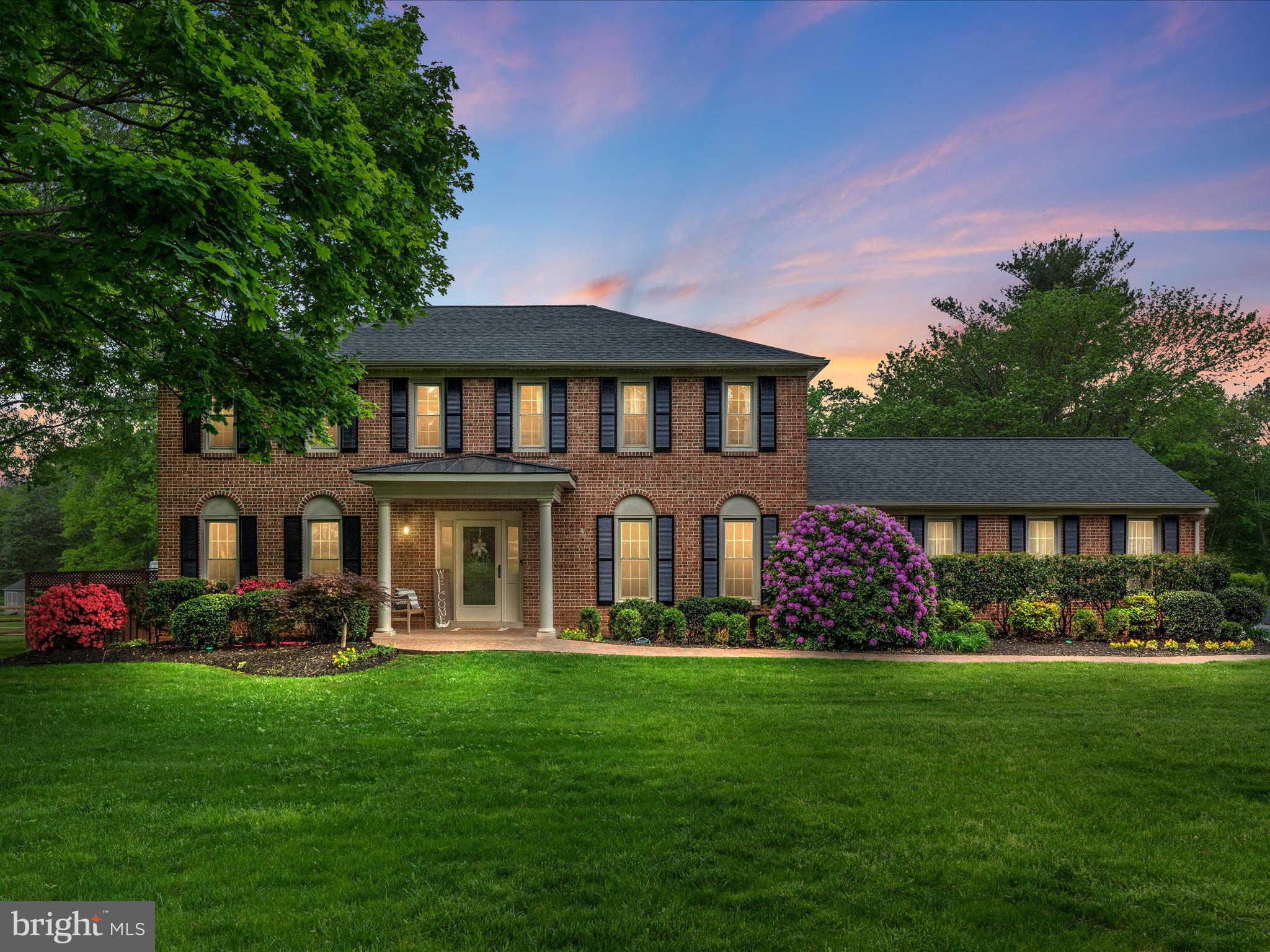 4002 Latham