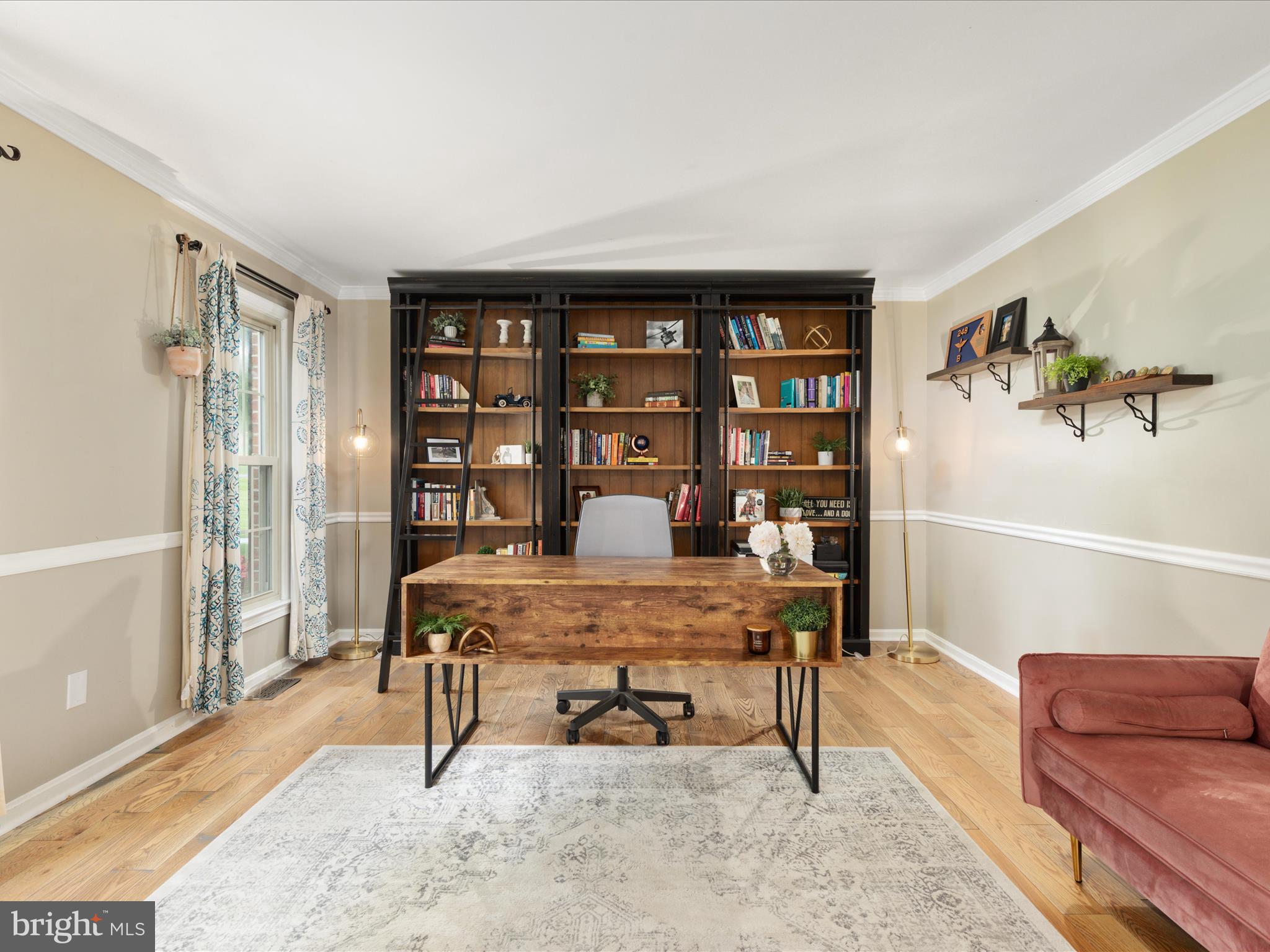 4002 Latham