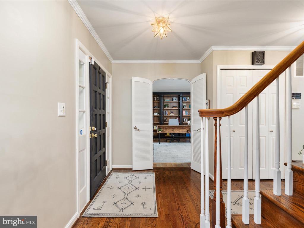 4002 Latham