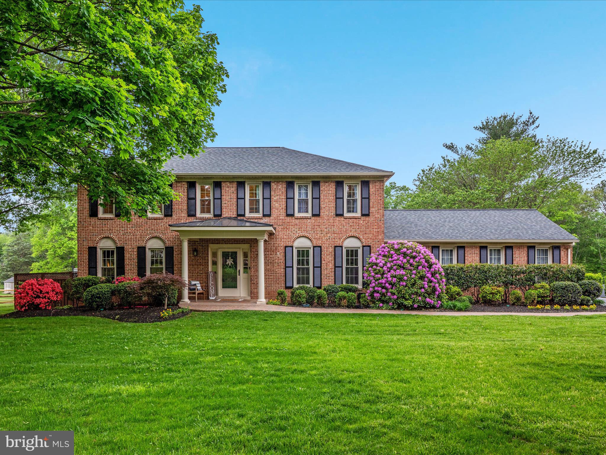 4002 Latham